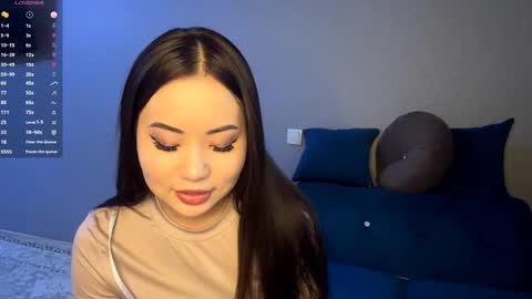 Kira online show from 12/18/25, 10:21