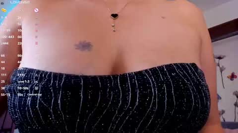 Lucia  online show from 10/02/25, 07:43