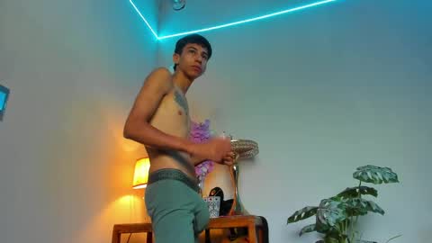 Snapshot of lucian_davii chatting on 05/28/26, 12:57 Pirulo online show from 05/28/26, 12:57