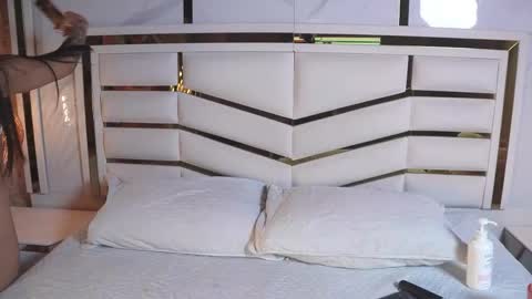 luciana_agudelo online show from 03/15/26, 07:20