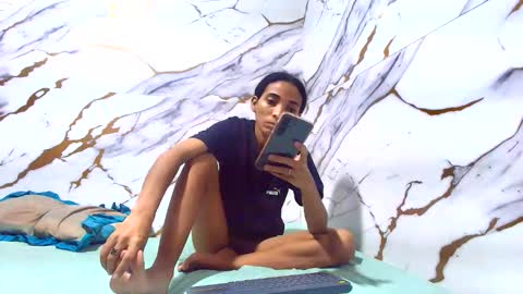 Snapshot of luciana_daza chatting on 05/22/26, 05:25 Luciana online show from 05/22/26, 05:25