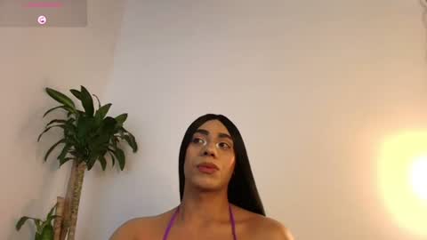 Snapshot of luciana_glow chatting on 06/18/26, 08:13 luciana_glow online show from 06/18/26, 08:13