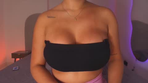 instagram luciana417  online show from 01/17/26, 03:11