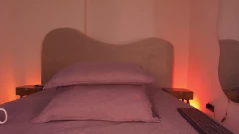 instagram luciana417  online show from 02/04/26, 03:12