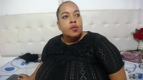 Luciana online show from 01/28/25, 05:14