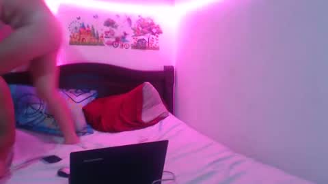 luciana_rober online show from 01/20/25, 05:37
