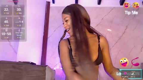 Luciana Morena online show from 11/05/25, 12:27