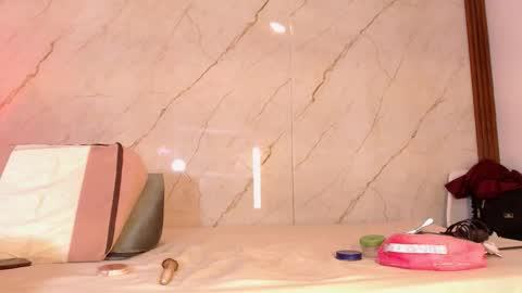 Luciana Morena online show from 12/19/25, 11:12