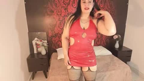 lucianablackwell online show from 10/04/25, 02:04