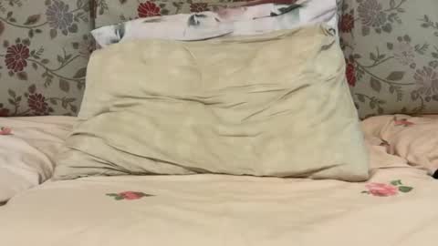 Mysterious Girl online show from 07/24/26, 06:11