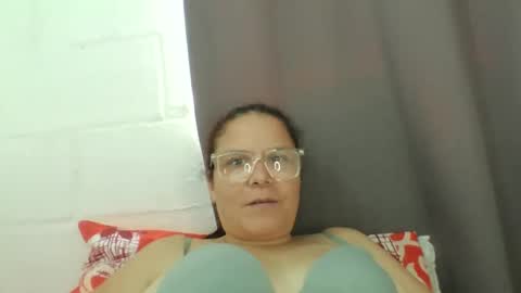 Snapshot of lucianamaster chatting on 10/29/25, 03:58 lucianamaster online show from 10/29/25, 03:58