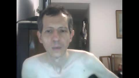 Snapshot of lucianoaxel chatting on 01/17/25, 02:08 Luciano online show from 01/17/25, 02:08