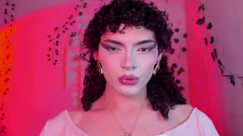 Snapshot of lucianromeo17 chatting on 07/01/26, 11:45 Lucy or Lucian 3 Come to my social Links3 online show from 07/01/26, 11:45