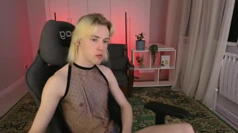 Angelok online show from 05/05/26, 01:19