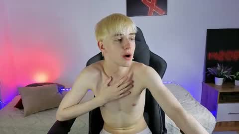 Angelok online show from 06/11/26, 10:35