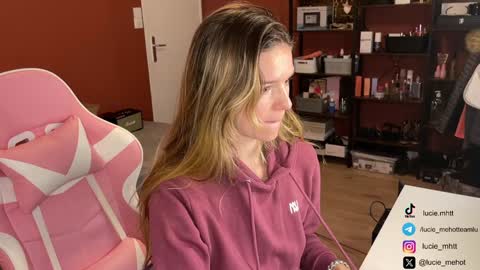 Lucie hot follow me on  online show from 12/03/24, 10:50