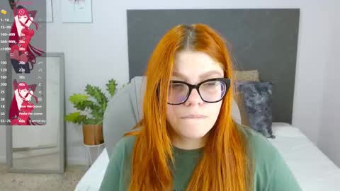 Lucie   online show from 01/30/25, 07:48