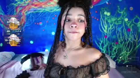 Lucie - online show from 11/23/25, 06:30