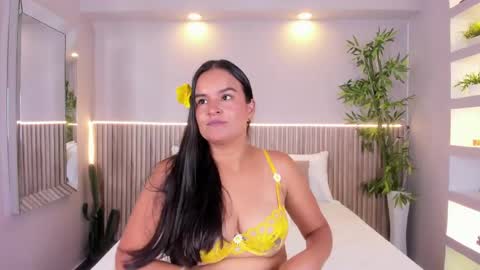 lucie online show from 04/15/26, 05:09