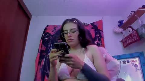 Snapshot of luciferrx666 chatting on 06/13/26, 04:27 camila online show from 06/13/26, 04:27