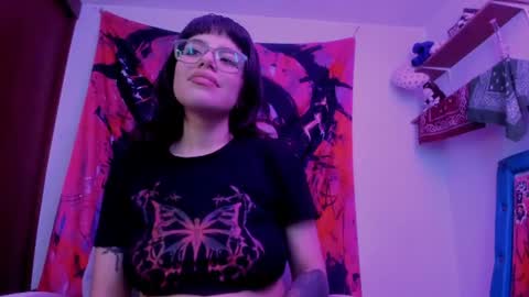 Snapshot of luciferrx666 chatting on 07/04/26, 10:05 camila online show from 07/04/26, 10:05