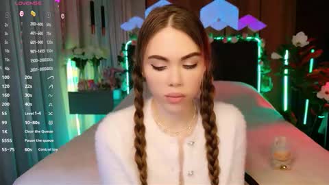 MimiFors online show from 11/17/25, 04:46