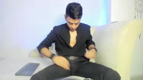 Leo online show from 02/15/25, 11:28