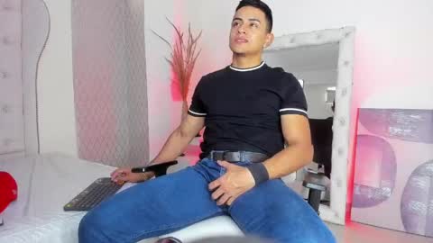 Leo online show from 04/21/26, 12:00