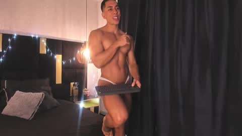 Lucio online show from 12/21/25, 12:34