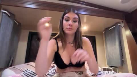 April online show from 10/14/25, 01:06