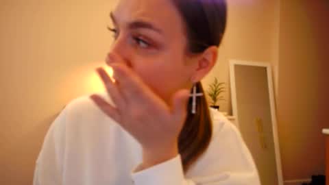 Snapshot of lucky_foryou_baby chatting on 12/02/24, 12:51 lucky_foryou_baby online show from 12/02/24, 12:51