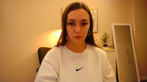 Snapshot of lucky_foryou_baby chatting on 12/29/24, 12:12 lucky_foryou_baby online show from 12/29/24, 12:12