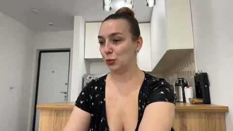 lucky_foryou_baby online show from 11/10/25, 08:57