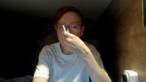 lucky_licky20 online show from 02/02/25, 04:05