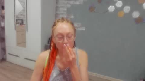 lucky_licky20 online show from 11/12/25, 02:01