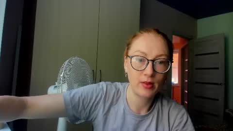 lucky_licky20 online show from 07/14/26, 02:05