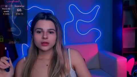 Mila Sweetheart online show from 04/15/26, 07:58