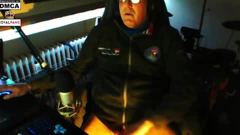 Snapshot of luckyfreak1 chatting on 01/10/25, 06:17 call me Stefan online show from 01/10/25, 06:17