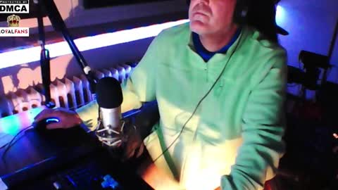 Snapshot of luckyfreak1 chatting on 02/22/25, 09:26 call me Stefan online show from 02/22/25, 09:26