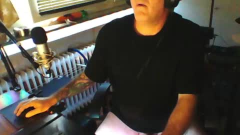 Snapshot of luckyfreak1 chatting on 07/11/26, 07:05 call me Stefan online show from 07/11/26, 07:05