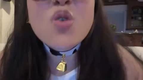 Snapshot of luckylee1992 chatting on 10/16/25, 04:57 luckylee1992 online show from 10/16/25, 04:57