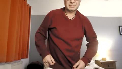 luckypuppy222 online show from 01/04/25, 12:48