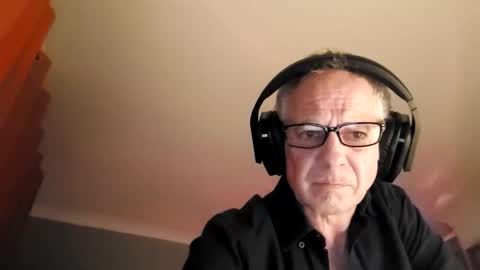luckypuppy222 online show from 05/04/26, 02:18