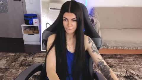 Snapshot of luckyrebel_ chatting on 05/18/26, 05:35 Monika online show from 05/18/26, 05:35