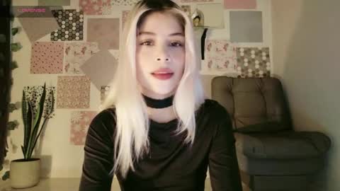 luckysapphire777 online show from 05/18/26, 01:39