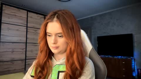 EmmaEmbers online show from 04/05/26, 03:09