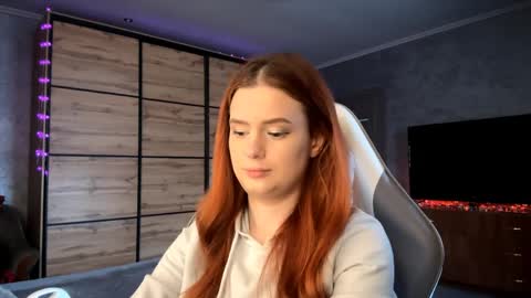 EmmaEmbers online show from 04/10/26, 03:06