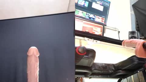 lucretiasissygothic online show from 03/22/26, 09:56