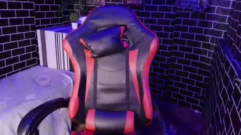 lucsin online show from 03/25/26, 11:27