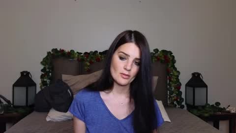 Lucy online show from 11/22/25, 09:14